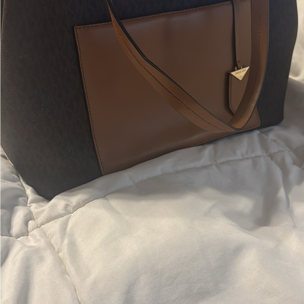 Elegant Brown and Black Women's Tote Bag